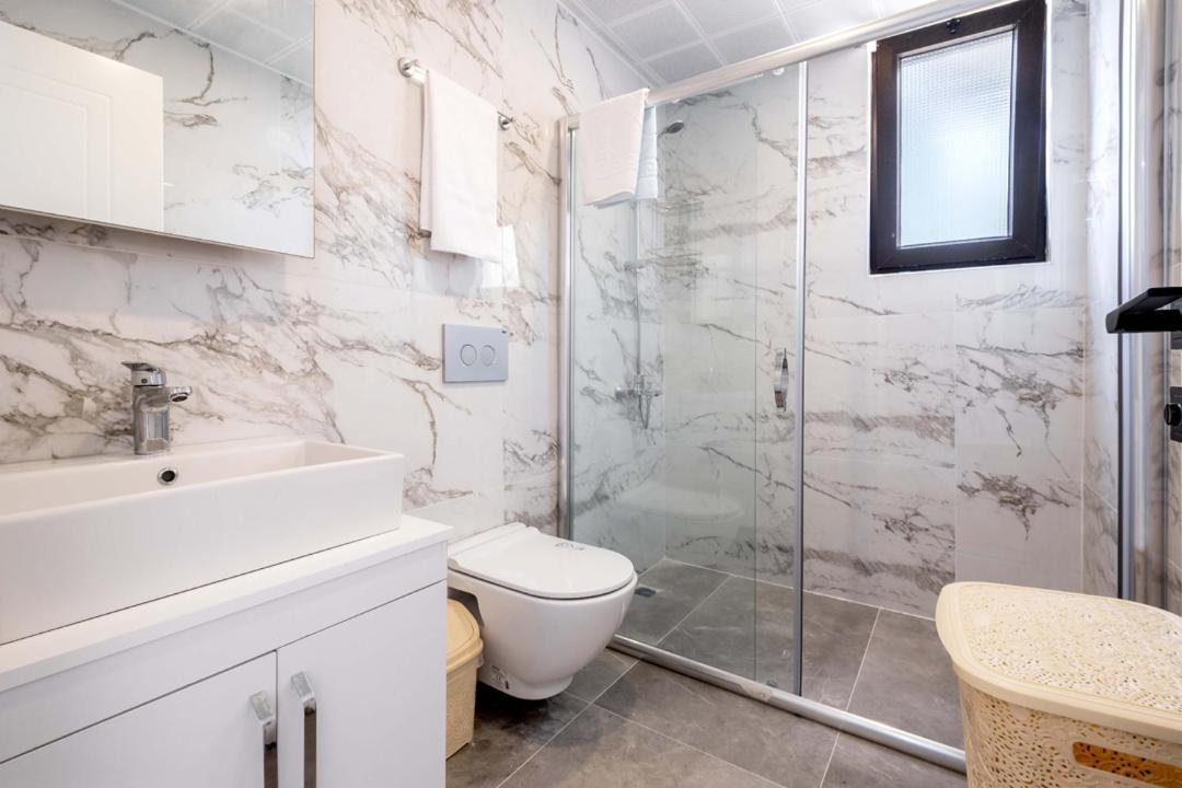 Golden Rose Suit Hotel Kaş Ngoại thất bức ảnh
