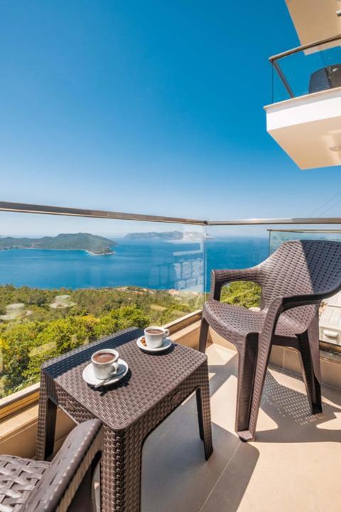 Golden Rose Suit Hotel Kaş Ngoại thất bức ảnh