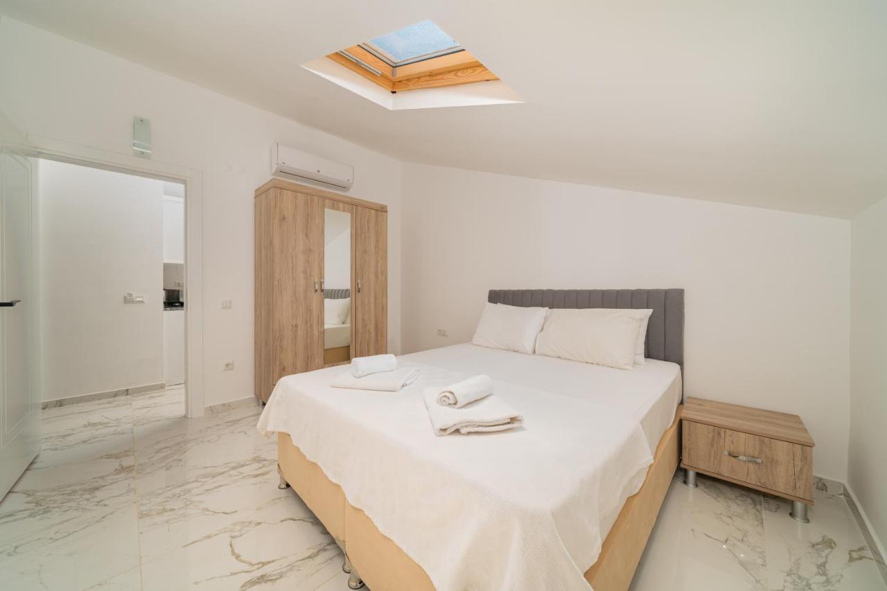 Golden Rose Suit Hotel Kaş Ngoại thất bức ảnh